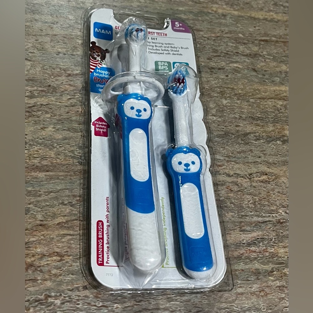 New MAM learn to brush set of training toothbrushes
